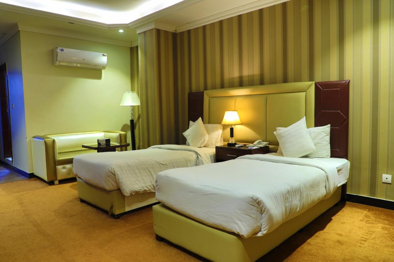 Rachna Hotel Gujranwala Εξωτερικό φωτογραφία